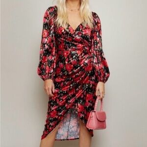 Little Mistress Lucia US 8 Long Sleeve Floral Satin Dress Pink Gold